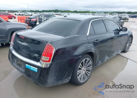 2013 Chrysler 300 Motown z USA, uszkodzony, nr VIN 2C3CCAAGXDH658212